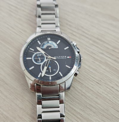 Reloj Carlos Escobar